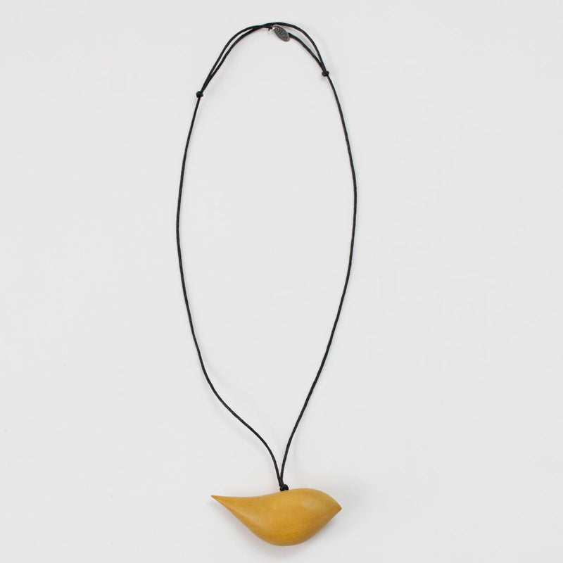 Sylca Robin Pendant Necklace in Yellow
