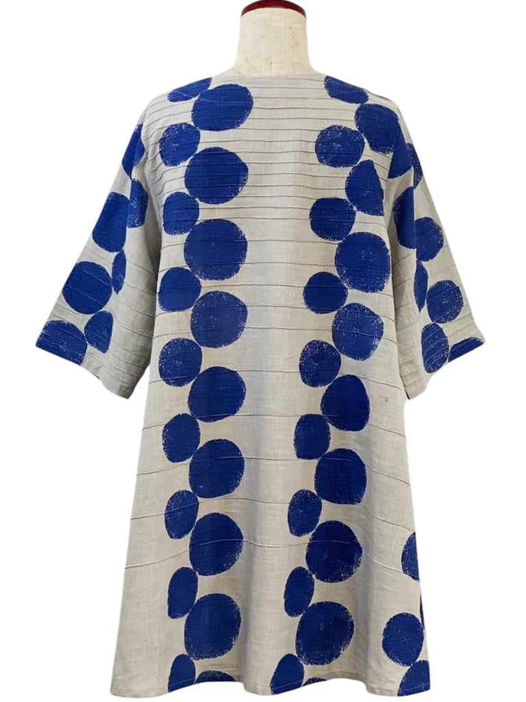 Mona Lisa Pintuck Tunic in Blue Bubble Line Print