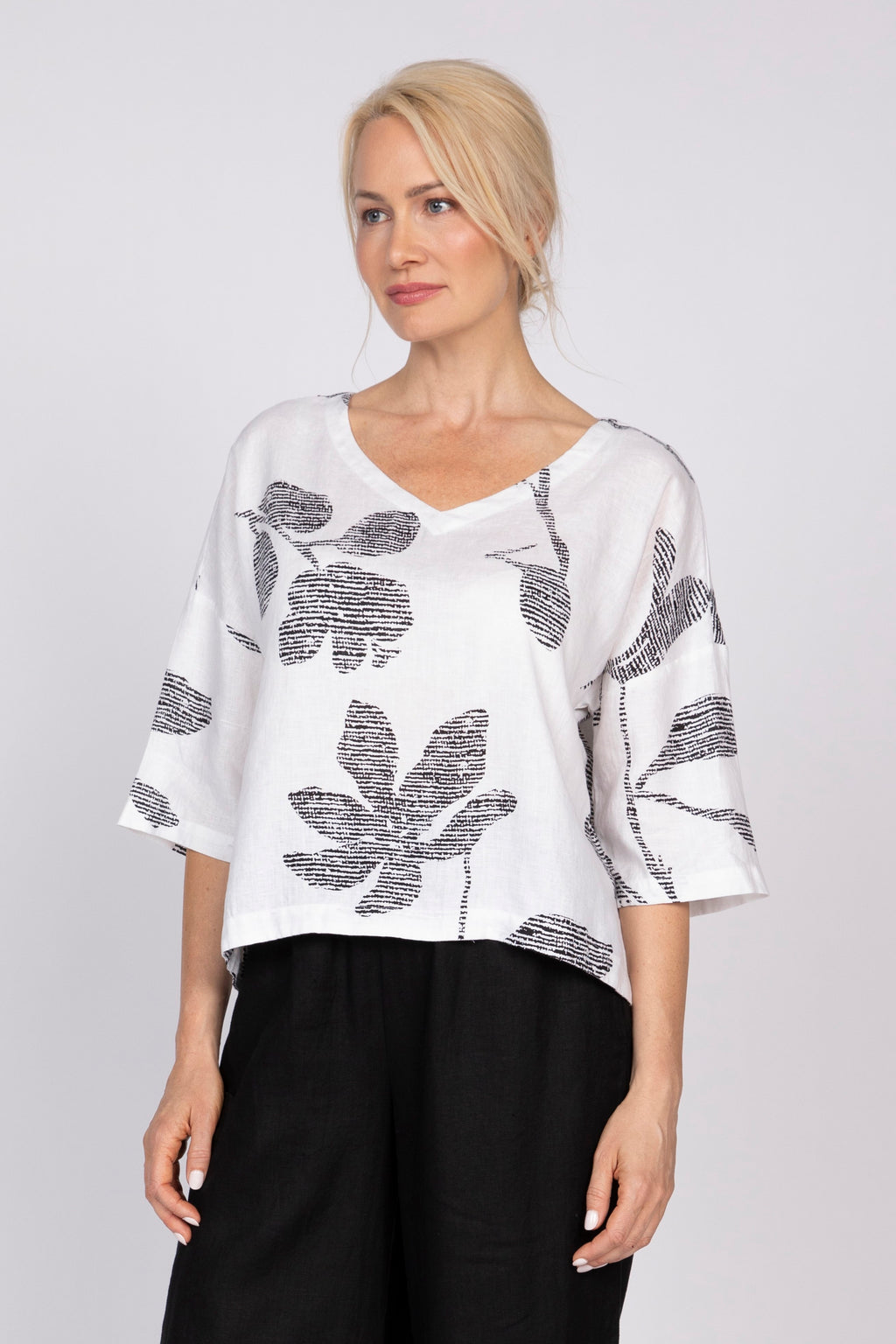 Olivia by Habitat Flax Floral Tessa Top - Harper Greer