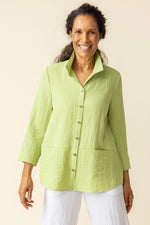 Habitat Express Travel Hidden Pocket Swing Shirt in Leaf