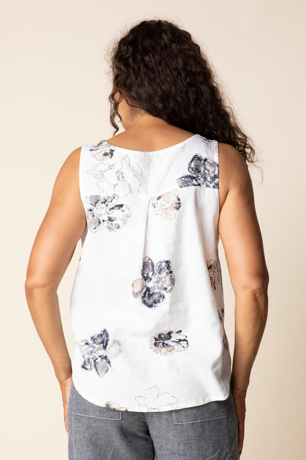 Habitat Linen Floral Pleat Back Tank - Harper Greer