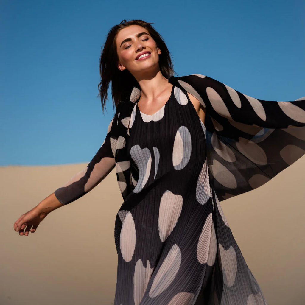 Alquema Long Collare Coat in Black/Beige Elliptical - Harper Greer