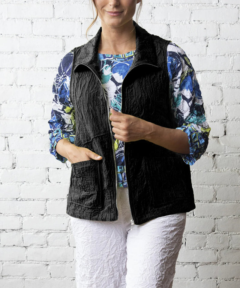 Olivia by Habitat Perfect Plisse Voyage Vest in Black