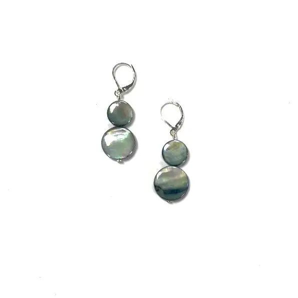 Mother of Pearl Earring in Dark Grey