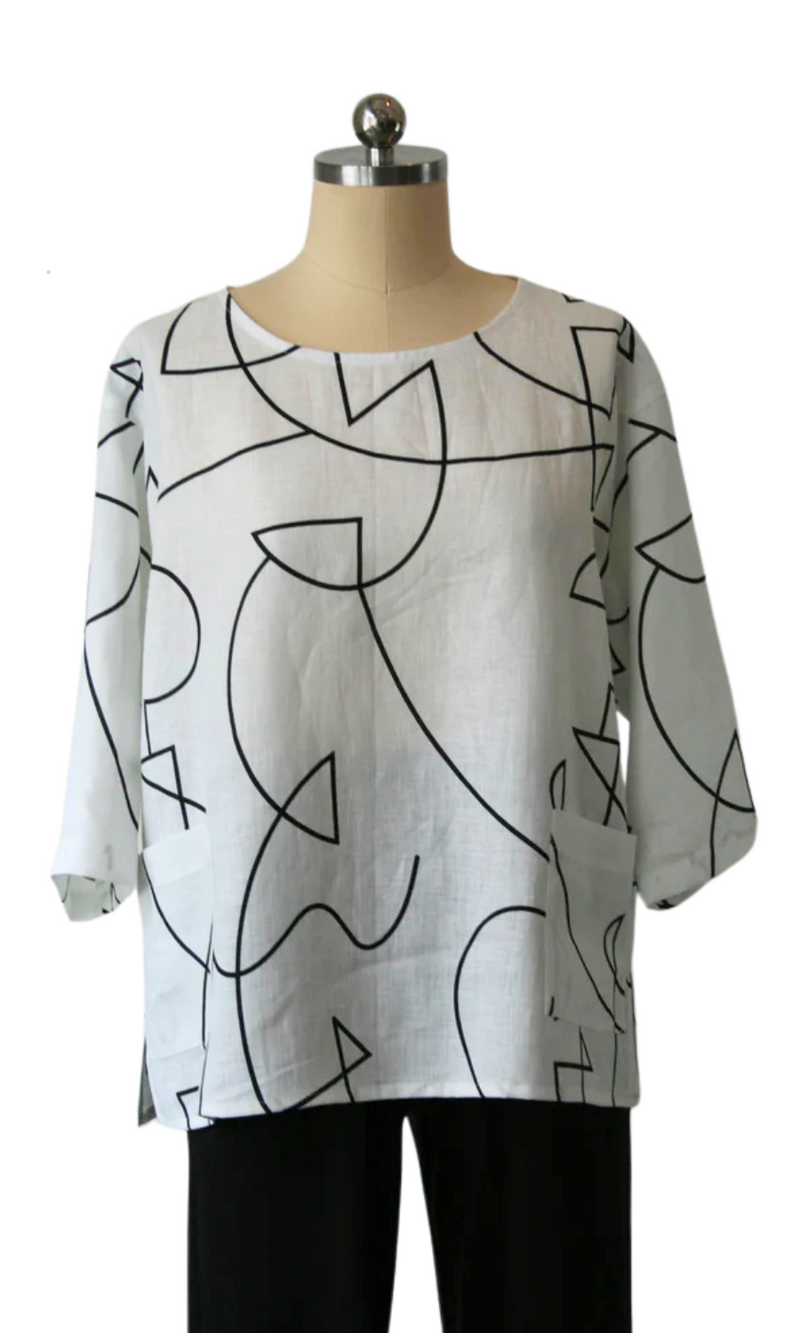 Christopher Calvin Pullover Top in Black on White Print