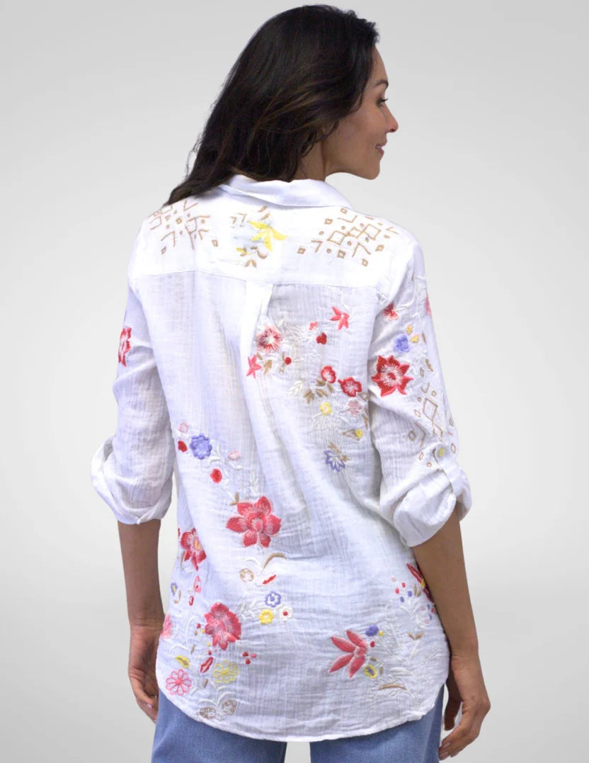 Caite & Kyla Isla Shirt in White - Harper Greer