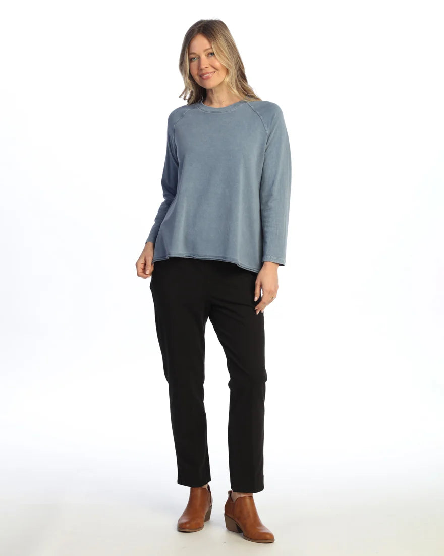 JESS & JANE WASHED RAGLAN SLEEVE TOP IN VINTAGE DENIM - Harper Greer