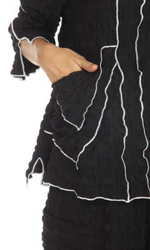 Moonlight Pucker Weave Tunic Top In Black & White