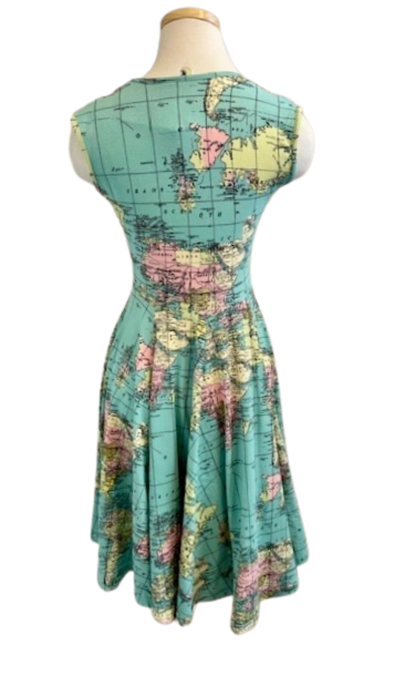Effie's Heart Ariel Dress in World Print M Effie's Heart Ariel Dress in World Print M