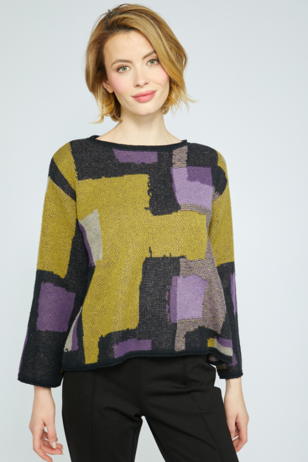 Olivia Statement Collage Swing Pullover