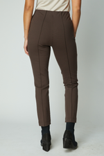 Olivia Ponte Leisure Slim Pant in Chocolate