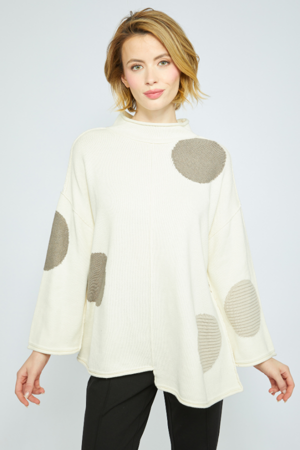 Olivia Statement Circle Back Tunic in Winter White