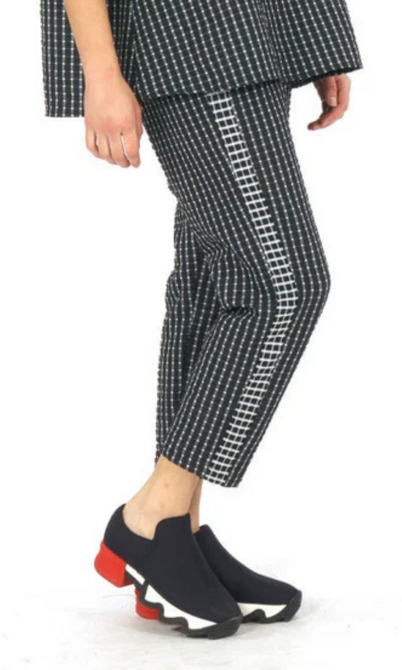 Niche Dome Pant in Black/White Check