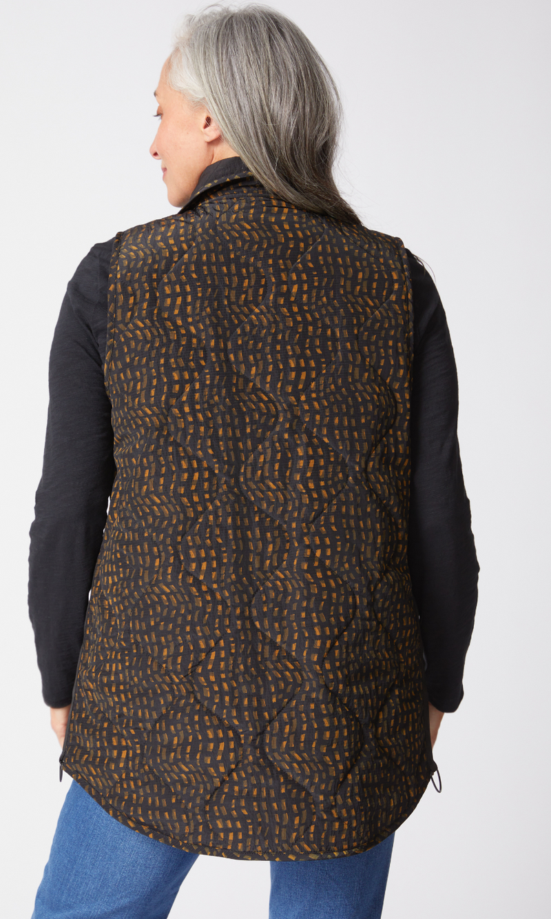 Habitat Reversible Printed Quilt Puffer Vest in Lichen