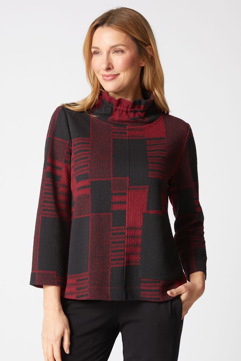 Habitat Fair and Square Pullover in Wine