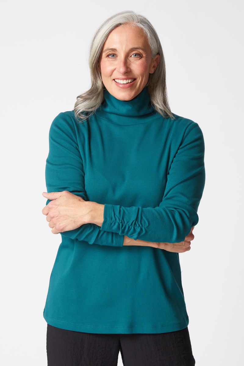 Habitat Cozy Rib Ruched Turtleneck in Juniper